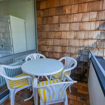 Ferienwohnpark Zwei-zimmer-apartment 49 44 Apartment Immenstaad am Bodensee